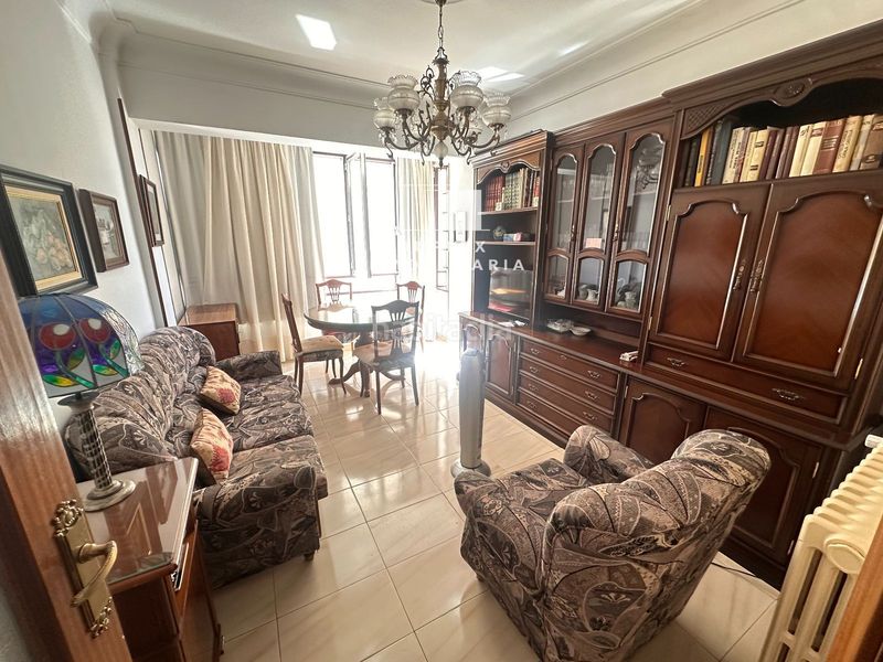 Foto 4995b553-8300-4bdf-a2aa-7745de5c67f8. Rent flat with heating in Centro Cuenca