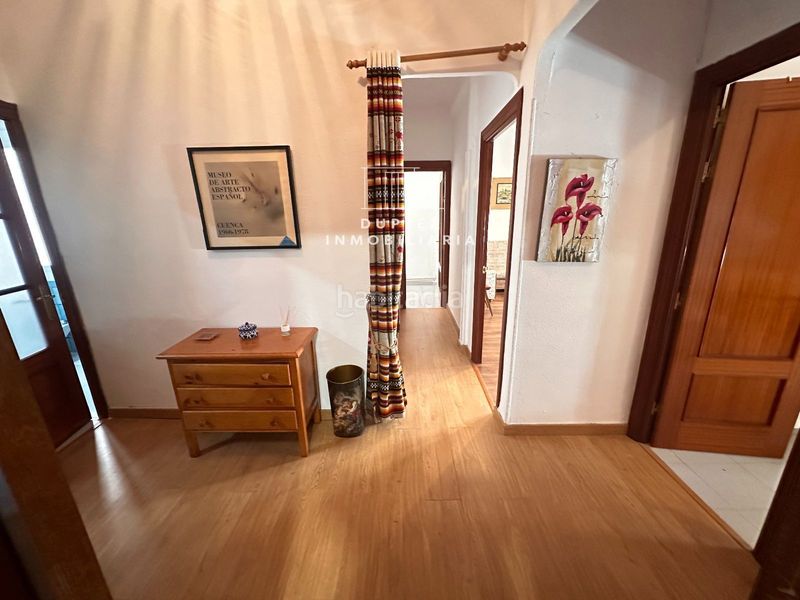 Foto c03657ef-5bb3-45d1-8098-67a9e88b99a4. Rent flat with heating in Centro Cuenca