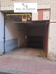Aparcament cotxe  Avenida palencia. Venta de plaza de garaje en santa clara