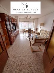 Lloguer Pis  Calle via. Piso en alquiler zona vadillos. para estudiantes o trabajadores