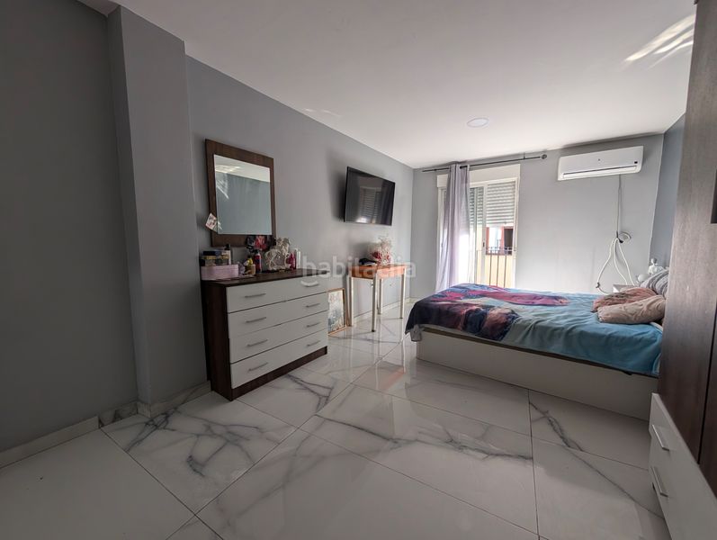 Foto 3a6a861a-1371-46a8-a6bf-fd58b86f8bee. Casa adossada amb xemeneia a Centro Burriana