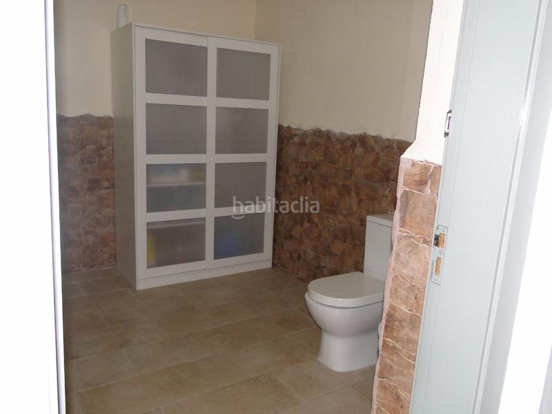 Foto c059d4c2-c341-454e-aa33-5443e3882c43. Local commercial dans Fort Pienc Barcelona