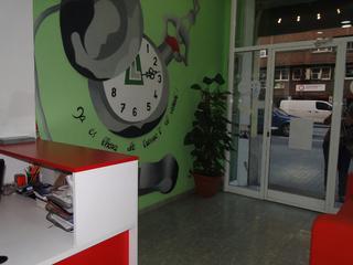 Local commercial  Carrer d'aragó. Venta de local 83m2 a pié de calle en zona fort pienc
