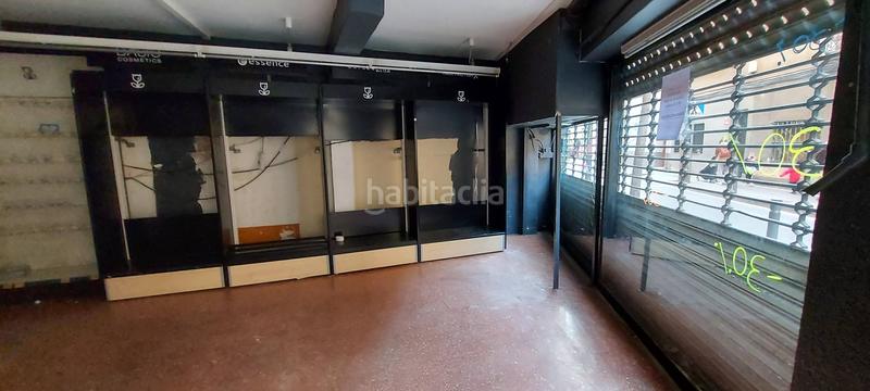 Foto 6c12362f-5e5e-4119-93af-a2c3cc68fa03. Rent business premise in carrer de santa coloma 31 in Barcelona