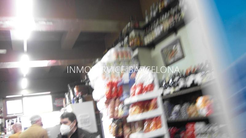 Foto af98ba99-6c43-460f-a3b1-79024c23d3be. Local comercial venta emblematico local con posibilidad de vivienda en Barcelona