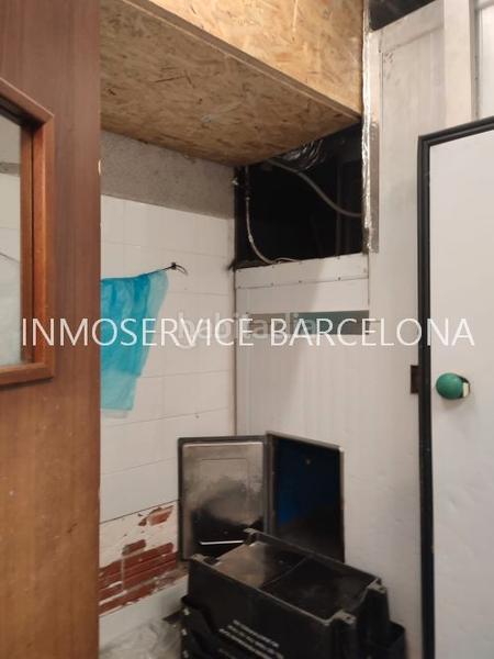 Foto 9b137847-ceb0-4f1a-afdf-93a2f981c4ad. Local commercial avec chauffage dans La Verneda - La Pau Barcelona