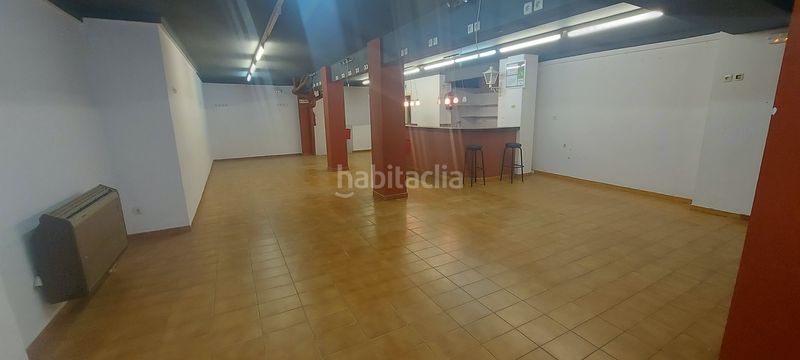 Foto 890d6183-4c4b-4cc4-bec5-f15a3ef6210c. Lloguer local comercial a carrer major 56 a Port de la Selva (El)
