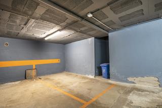 Autoparkplatz in Carrer dels pellaires 39. Lote de 2 plazas de garaje de coche más una de moto