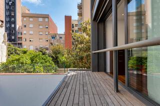 Casa aparellada  Passatge de xile. Oasis privado de diseo en les corts