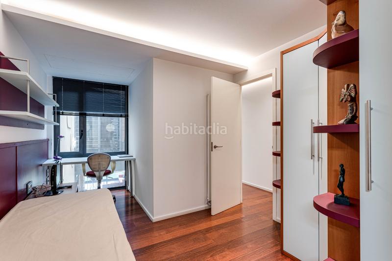 Foto 02c530c7-cae1-4557-85c0-eb9f72e4df6a. Casa bifamiliare con riscaldamento parcheggio in Sant Ramon - Maternitat Barcelona