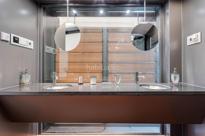 Foto 0d17c4a3-c32b-46e9-96aa-dd1d81bae055. Casa bifamiliare con riscaldamento parcheggio in Sant Ramon - Maternitat Barcelona