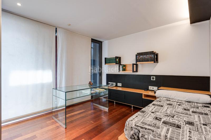 Foto 59dfd3c3-a65a-4b48-813a-63a0465a8ebd. Casa bifamiliare con riscaldamento parcheggio in Sant Ramon - Maternitat Barcelona