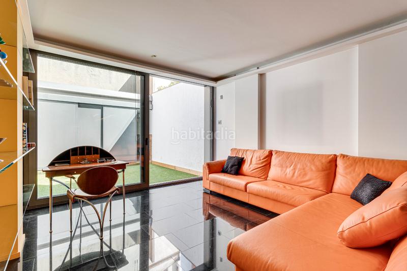 Foto 6c7dac09-1072-4b1b-8e95-5ba6fa6adef6. Casa bifamiliare con riscaldamento parcheggio in Sant Ramon - Maternitat Barcelona