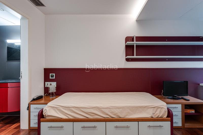 Foto 7f8d98bc-e042-4deb-847e-0c115b994f8d. Casa bifamiliare con riscaldamento parcheggio in Sant Ramon - Maternitat Barcelona
