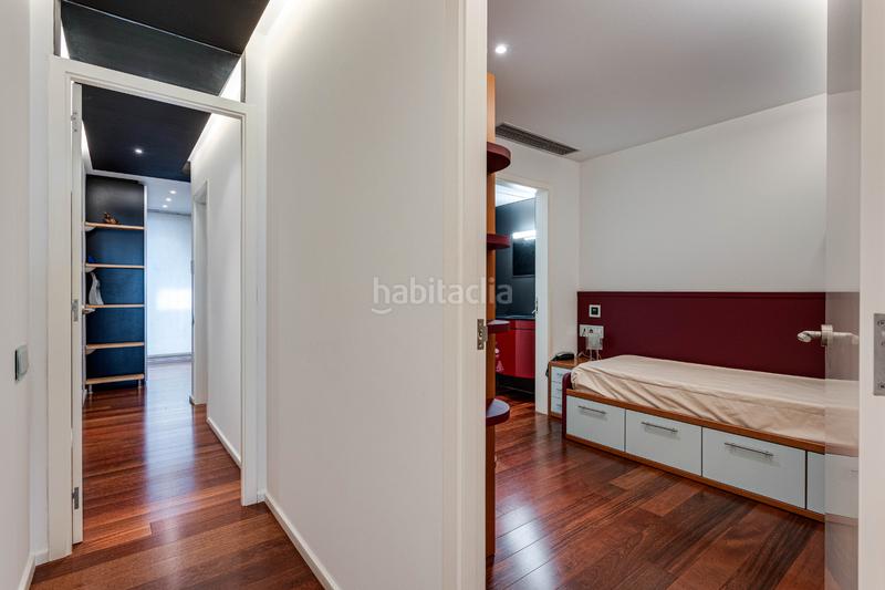 Foto 9112ac6f-67f1-4940-b239-d541880cff6d. Casa bifamiliare con riscaldamento parcheggio in Sant Ramon - Maternitat Barcelona