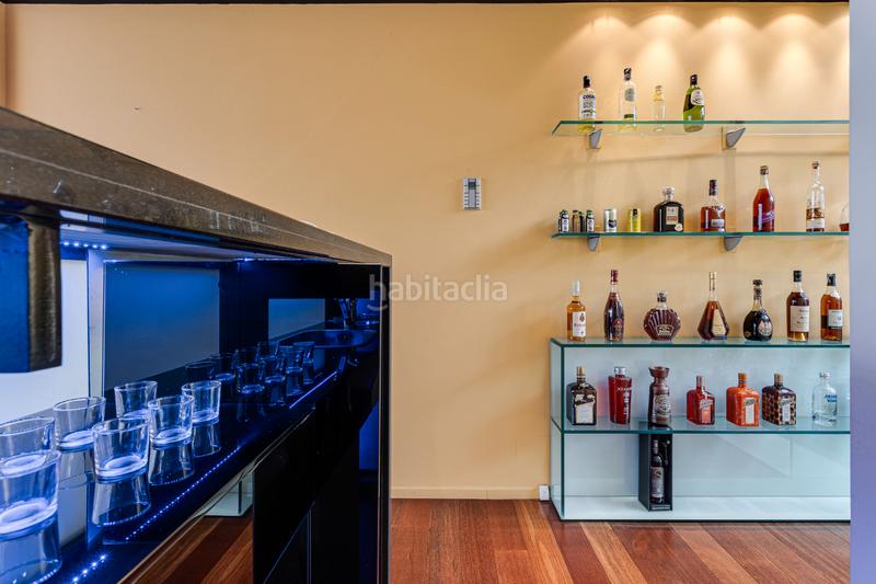 Foto d4bc5c2c-41f3-48aa-8b49-0ef88732b8f4. Casa bifamiliare con riscaldamento parcheggio in Sant Ramon - Maternitat Barcelona