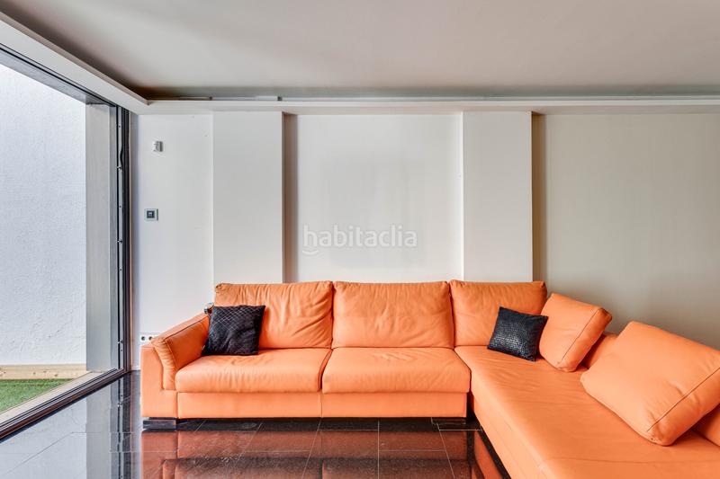 Foto f1ee7d80-c2c8-4b12-92d3-c8b549bb4730. Casa bifamiliare con riscaldamento parcheggio in Sant Ramon - Maternitat Barcelona