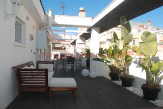 Lloguer Àtic a Sant Gervasi - Galvany. Ático con terraza y amueblado larga duración en zona alta