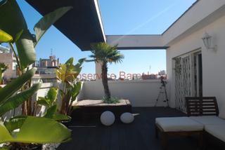Location Attique à Sant Gervasi - Galvany. Ático con terraza y amueblado larga duración en zona alta