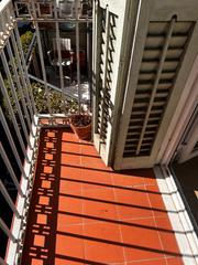 Miete Etagenwohnung in Carrer de xifré 64. Acogedor y soleado piso en alquiler temporal sin ascensor!!!