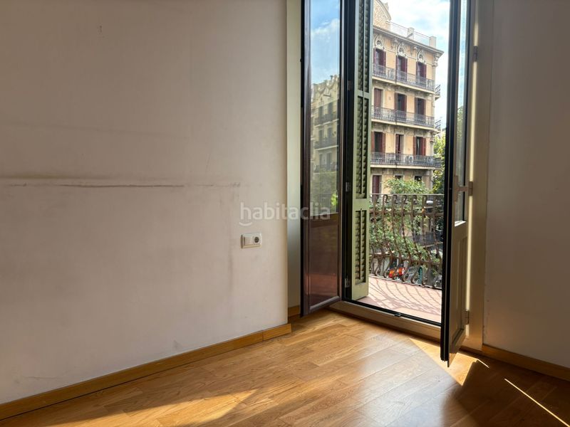 Foto d65e58f4-e59a-4d2d-9efa-2f61fd2088ac. Pis amb calefacció a L´Antiga Esquerra de l´Eixample Barcelona