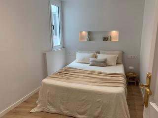 Etagenwohnung  Carrer gran via de les corts catalanes 302. Piso reformado con balcón a estrenar en gran vía de les corts ca