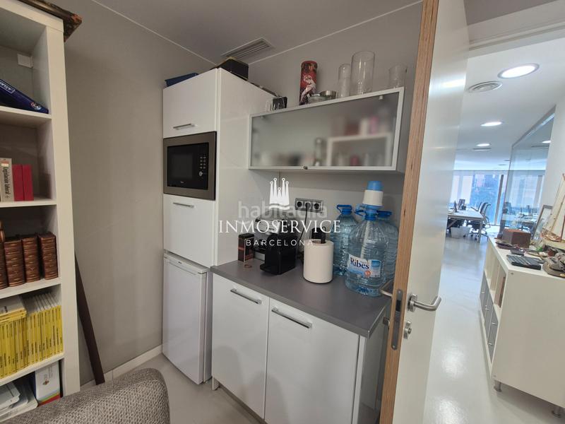 Foto a63350ac-a6a7-4377-8159-1dac2ce7e7e5. Oficina amb calefacció a Dreta de l´Eixample Barcelona