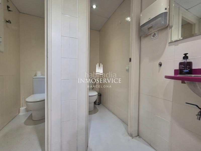 Foto e455b3f8-e006-4758-975d-8ddd48cd90fe. Oficina amb calefacció a Dreta de l´Eixample Barcelona