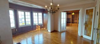 Pis  Carrer d'aragó. Luminoso en finca régia