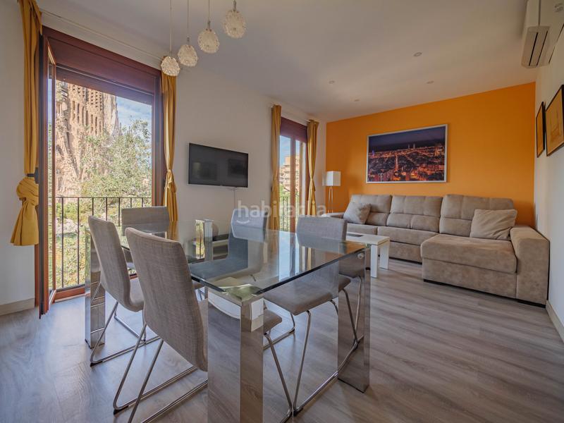 Foto 6add9b4b-ce16-4ea6-a7b2-46544ab450f0. Alquiler piso preciosa tercera planta en alquiler temporal en Barcelona