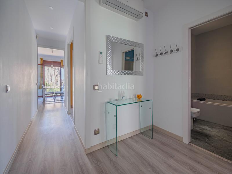 Foto ba8fbfd8-d7b3-4477-a8b8-af81417dd9b5. Alquiler piso preciosa tercera planta en alquiler temporal en Barcelona