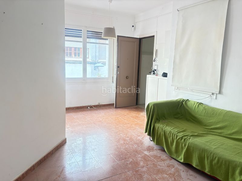 Foto b4c10995-40cb-4369-b580-891de90d6d4e. Pis a Vila de Gràcia Barcelona