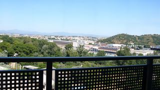 Appartement  Passatge de pau casals. Espectacular piso de 4 hab. con vistas y parking doble en montor
