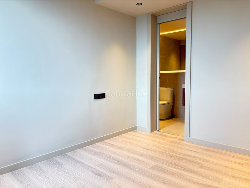 Foto ff4af7f7-cd42-4ad6-a620-b98fd50ae613. Àtic a Dreta de l´Eixample Barcelona