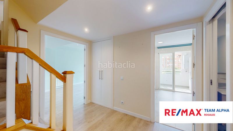 Foto 2a10a2ba-bdb1-4357-bbb3-4c9303e71c2b. Casa amb calefacció aparcament piscina a Peñagrande Madrid