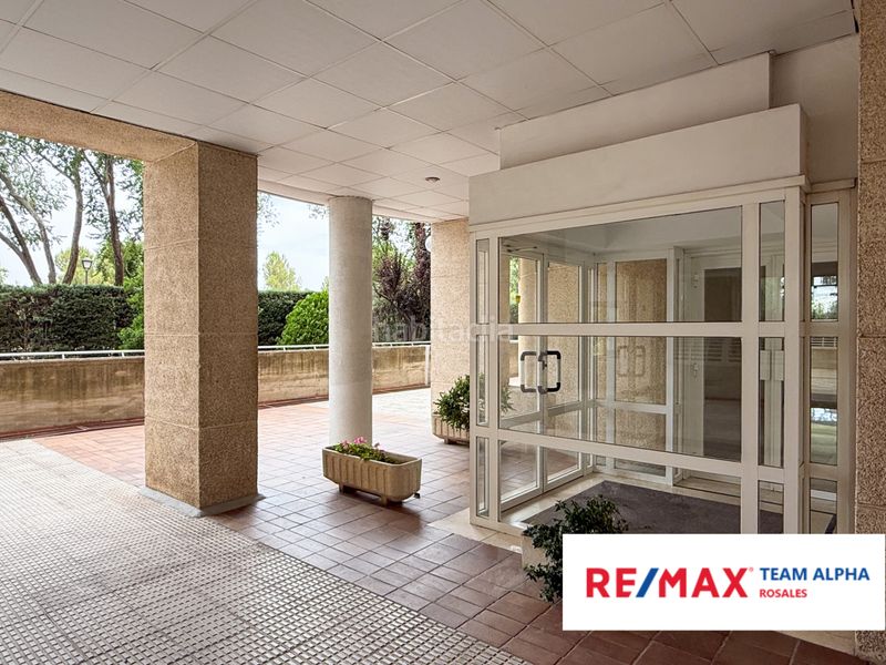 Foto 7dcd9f32-342b-4295-a82c-7ae308c26e09. Casa amb calefacció aparcament piscina a Peñagrande Madrid