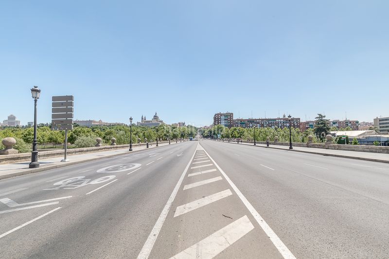 Foto 40878e31-63cf-4503-9a8d-b392583fc3a1. Dúplex amb calefacció aparcament a Puerta del Ángel Madrid