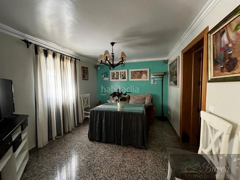 Foto 9b79a819-e323-4f79-8e93-b5b8507ecdf5. Casa  en Rute