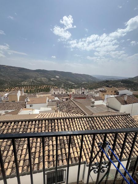 Foto 0c4f3b11-a3db-4407-b73d-8d2d9691c96e. Casa a Iznájar