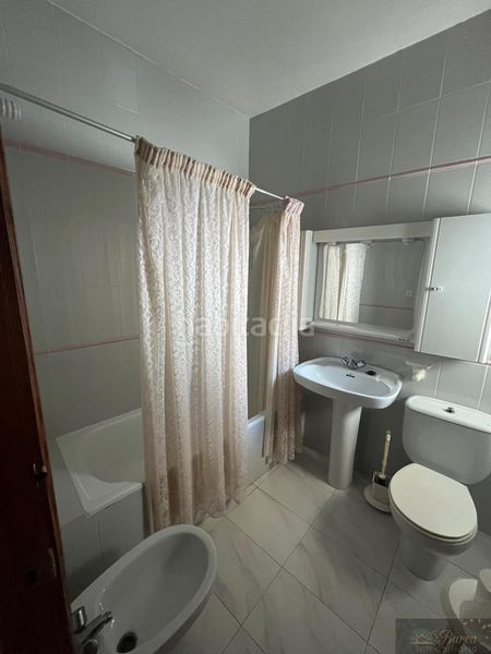 Foto c6b8e835-bf68-4477-938a-3639dba0aa81. Casa a Rute