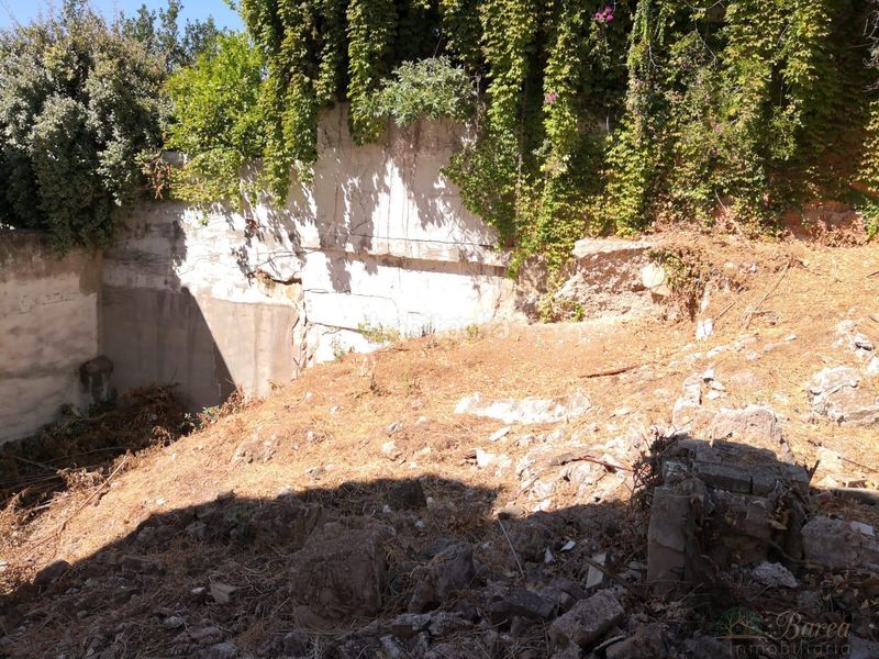 Foto f312383b-80ae-455c-a225-5ae920c44625. Terreny residencial a Rute