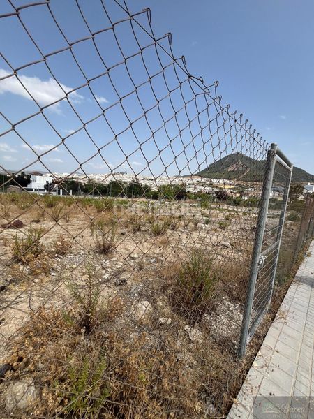 Foto afc906fe-1ba9-4b71-9d9c-5df3e08d5ec5. Terreny residencial a Las Vegas - Campoaras Lucena