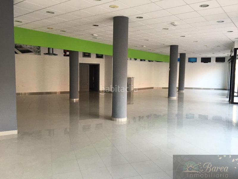 Foto 8d714d65-f1ee-4ed4-b477-7c157386efec. Local comercial local en Rute