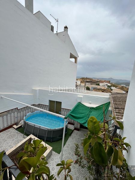 Foto e0a22b7b-5c0f-406b-a2ae-90d43bc89258. Casa amb aparcament a Rute