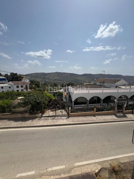 Foto fc41f5e7-dbac-43e0-9fae-c805f1d26d9a. Casa a Iznájar