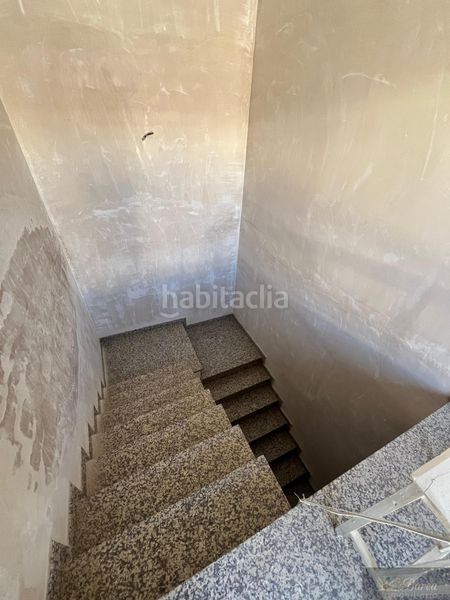 Foto 61505e38-e03f-4efe-b425-31c4ce6ba9c5. Edifici a Rute