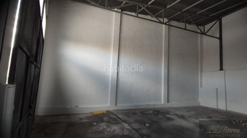 Foto 7787b405-1dfd-4bac-af7e-e1a80f6274be. Nau industrial a Rute