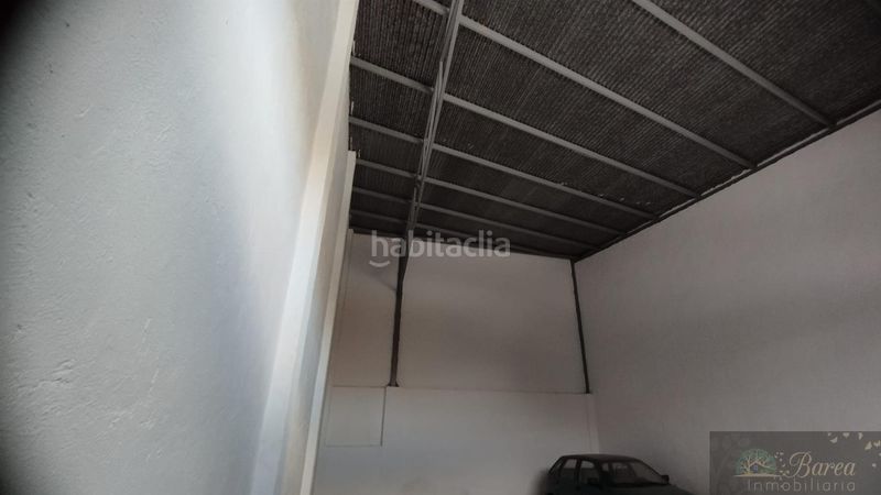 Foto f8ba2732-5c65-4d72-80d1-e8f5168bb819. Nau industrial a Rute