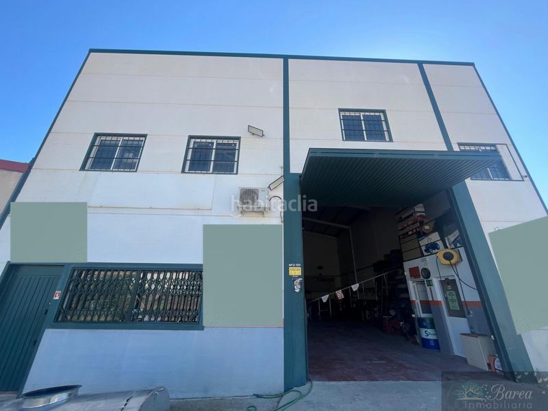 Foto a5a141e0-8a8c-4dff-8075-e6d520708a09. Nau industrial a Iznájar