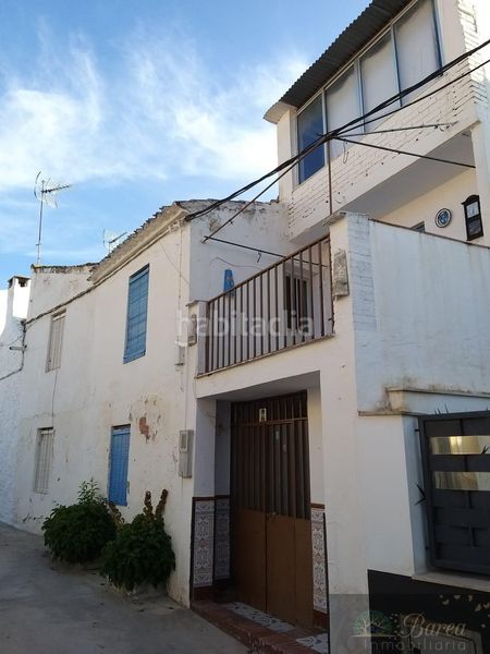Foto 449e42f1-c89c-4570-af49-5f5e6586a0bc. Casa a Iznájar